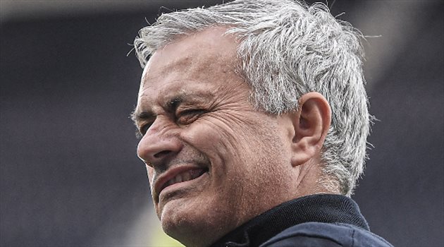 رغم الخماسية.. مورينيو "غير سعيد" بمستوى روما