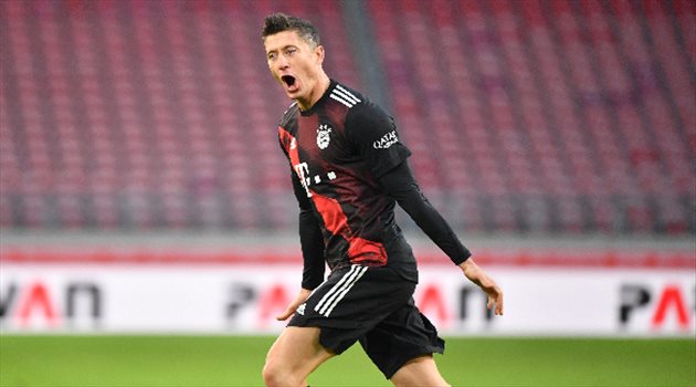 بايرن ميونيخ يسقط أمام يونيون برلين.. وليفاندوفيكسي يواصل تألقه