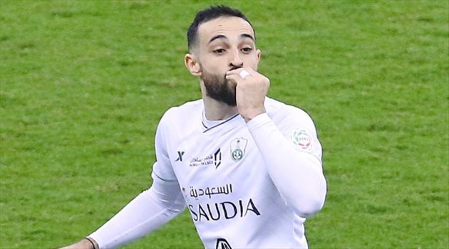 "حركة مشينة" من فتوحي لجماهير الأهلي الغاضبة