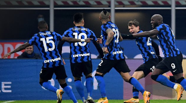 لوكاكو يقود إنتر ضد بينفينتو.. وإريكسن أساسيا