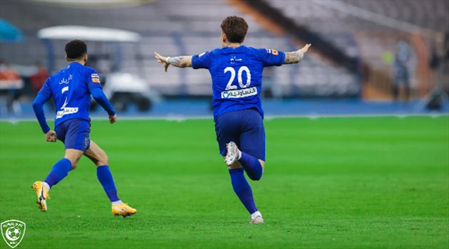 نجم الهلال السابق يلمح لرحيل هيون سو.. ورد مفاجئ من الكوري