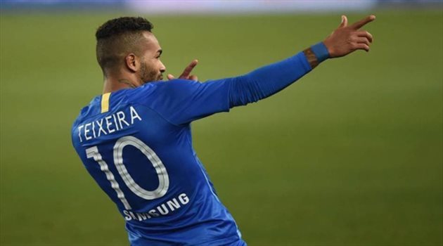 صورة| "تيكسيرا إلى الهلال بعد فشل صفقة بيريرا".. تطور رسمي