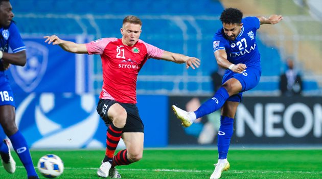 مدرب الاستقلال يعترف.. "أشعر بالخوف من مواجهة الهلال"