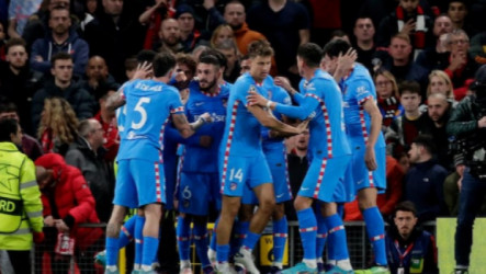 نجم أتلتيكو مدريد يعلن عن نفسه كأولى صفقات برشلونة الشتوية