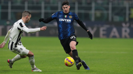 سانشيز يلدغ يوفنتوس ويتوّج إنتر ميلان بالسوبر الإيطالي