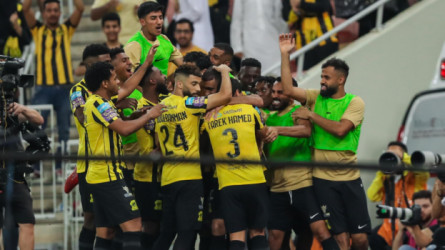 ردا على انتقال رونالدو للنصر.. الاتحاد يحسم أولى صفقاته رسميا