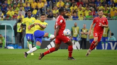 قطر 2022| البرازيل تنهي عقدة اللقاء الثاني وكاسيميرو يعادل كاكا