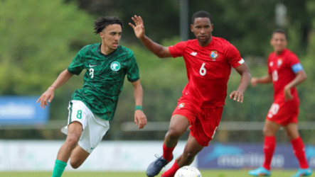 شباب الأخضر يخسر أمام بنما في بطولة تولون