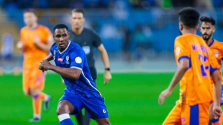 القنوات المفتوحة الناقلة لمباراة الهلال والفيحاء اليوم في دوري روشن السعودي