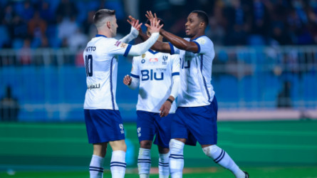 الهلال يدهش جماهيره.. ويعلن التعاقد مع نجم عالمي بعد ضياع رونالدو