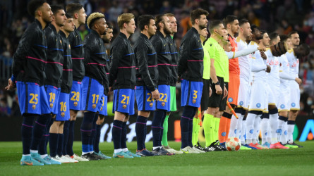 نجم برشلونة يفتعل الأزمات ويهدد استقرار النادي