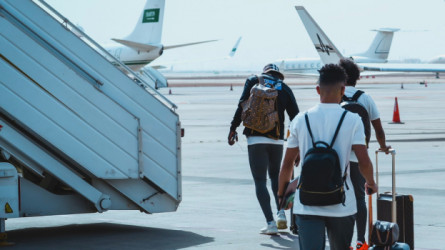 بعثة النصر بعثة النصر تغادر إلى أبو ظبي لتدشين معسكر العالمي