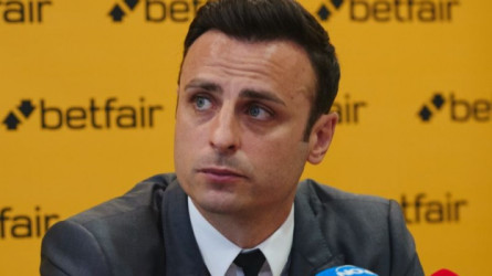 نجم مانشستر يونايتد السابق يطالب الشياطين باستغلال أزمة تشيلسي