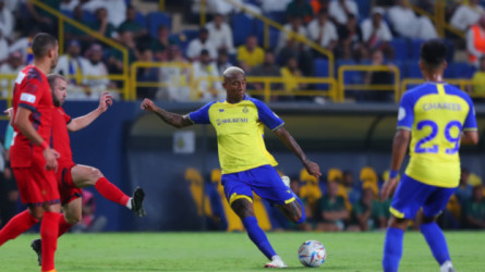 هذا ما قاله نجم النصر.. تاليسكا يوجه رسالة خاصة إلى بشكتاش التركي