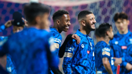 الهلال يستعد للشعلة وديا بتدريبات متنوعة ونجم الدفاع يغادر الزعيم
