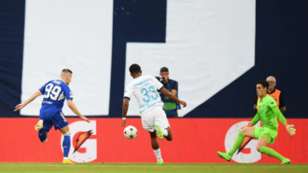 دينامو زغرب يهزم تشيلسي بمرتدة صاعقة في بداية مشوار الأبطال 