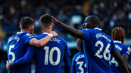 تشيلسي يكشر عن أنيابه بثلاثية أمام ولفرهامبتون