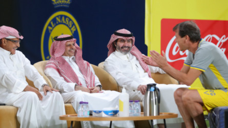  رسميا| وصول صفقة النصر الثالثة إلى الرياض.. وخطوة أخيرة للتوقيع