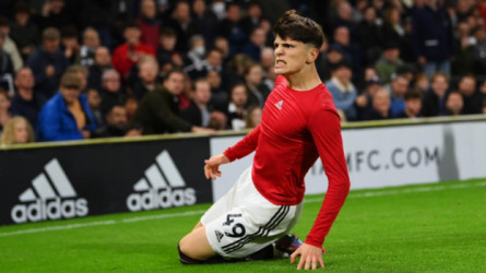 نجم مانشستر يونايتد الشاب يستهدف الانضمام لتشيلسي