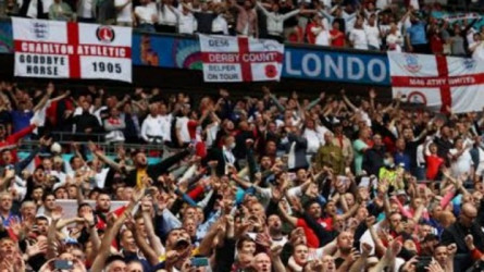 قطر2022|اشتباكات عنيفة بين جمهور إنجلترا وويلز قبل اللقاء المرتقب