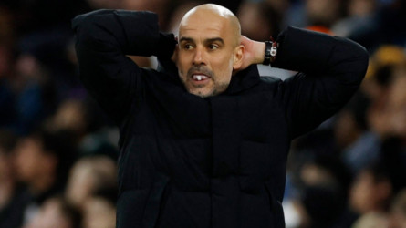 مانشستر سيتي يرفض الميدالية الفضية أمام ليفربول.. وجوارديولا يرد