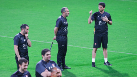 صورة| الرائد يلمح إلى إقالة مدربه قبل مباراة الشباب