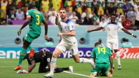 قطر 2022| الشوط الأول.. إنجلترا تتقدم على السنغال بثنائية