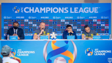 مدرب التعاون يشيد بميدران.. ويؤكد: لا أتحدث عن التحكيم