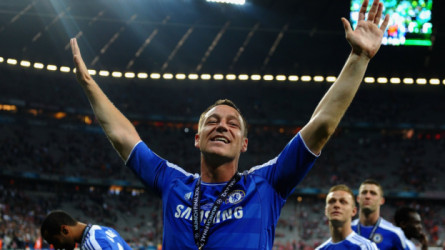 جون تيري يوجه ضربة لرونالدو ويكشف عن اللاعب الأصعب في مواجهته