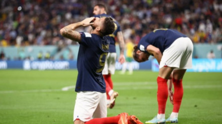 قطر 2022| الشوط الأول.. جيرو يقود فرنسا للتقدم على بولندا