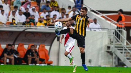 الوحدة يمنع نجمه من الانتقال إلى الاتحاد.. قرار رسمي