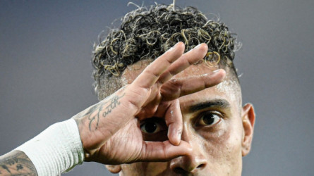 رغم المفاوضات المكثفة.. ضربة برشلونة الموجعة لرافينيا