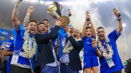 إيميليانو دياز يحرج بن نافل أمام جماهير الهلال.. ماذا حدث؟