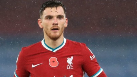 محمد صلاح يرسل تحياته لأجنحة ليفربول الطائرة بعد الإنجاز المذهل