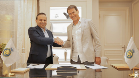 صانع النجوم.. جارسيا يخطط لـاكتشاف محمد صلاح في النصر