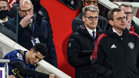 تحذير شديد اللهجة من مدرب مانشستر يونايتد لكريستيانو رونالدو