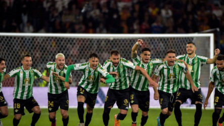 لويز فيليبي يفاجئ الاتحاد قبل ساعات من غلق الميركاتو الصيفي