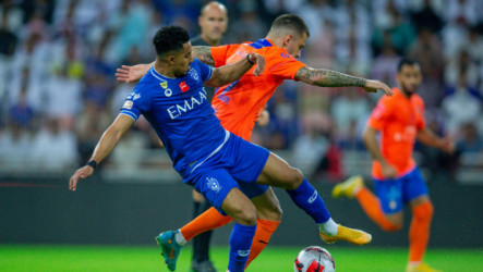 الشوط الأول| الهلال يتقدم على الفيحاء في نهائي كأس الملك