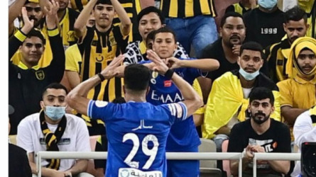 سالم الدوسري من الهلال إلى شباب أهلي الإماراتي.. الحقيقة كاملة