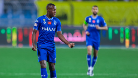 سعود في 90 دقيقة.. أحضان نجوم الاتحاد ثم صافرات واعتداءات