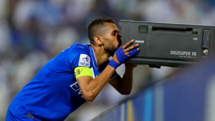 بسبب تسجيلات النصر.. حقيقة إيقاف سلمان الفرج 6 أشهر مع الهلال