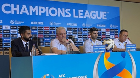 تصريحات نارية لسوموديكا عن الهلال وإقالته من الشباب في هذه الحالة