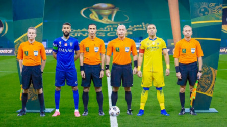  حكم نهائي المونديال.. قاد 33 مباراة سعودية وتوج الهلال بكأس الملك