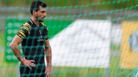 بعد إصابة نجم الاتحاد المروعة .. مطالب بعقوبة تاريخية للصفاقسي