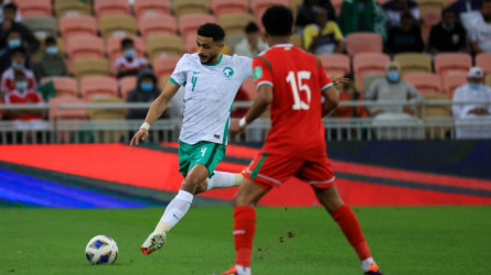  الكشف عن حكم لقاء السعودية ضد عمان في كأس آسيا 2023