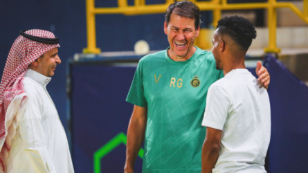 خصم نقاط وحرمان الهلال من التعاقدات؟.. مفاجآت رسمية في قضية غريب