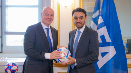 صور| وزير الرياضة يلتقي برئيس فيفا قبل نهائي دوري أبطال أوروبا