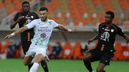 بديل السومة في الأهلي.. اسم كبير يفاجئ الشارع السعودي في صيف 2022