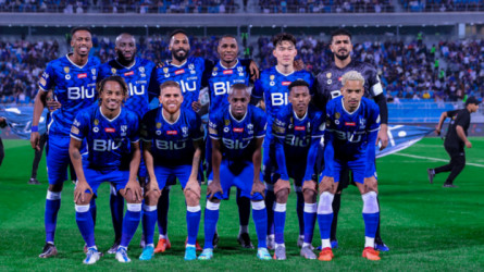 فريق الهلال بعد توديع السوبر.. تعرف على مباراة الهلال القادمة