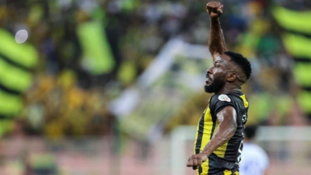 فهد المولد يفاجئ الاتحاد.. ويستعد للانتقال إلى الهلال أو النصر